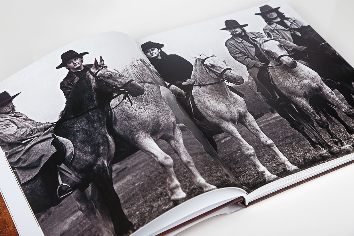 Dizajn knjige monografije 25 godina Najboljih hrvatskih tamburaša Nek me pamte gradovi - Zlatni dukati